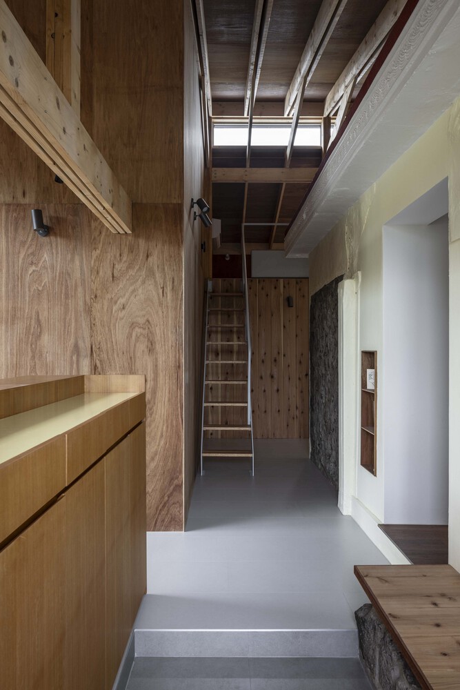 济州岛老房的新生新旧结构交织续写传统居住记忆的住宅设计 济州岛老房的新生新旧结构交织续写传统居住记忆的住宅设计